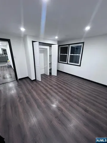 $2,400 | 145 Parker Avenue, Hawthorne, NJ 07506