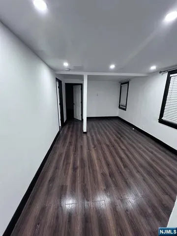 $2,400 | 145 Parker Avenue, Hawthorne, NJ 07506