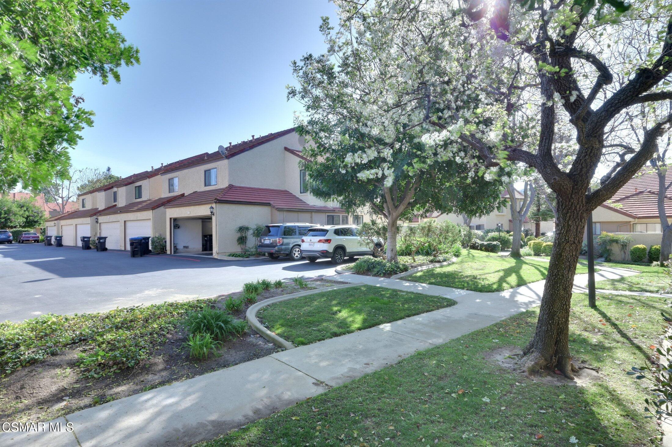 5368 Rainwood Street, Unit 65 Simi Valley, CA 93063 - Photo 31 of 34 031_5368_rainwood_st._0032_440