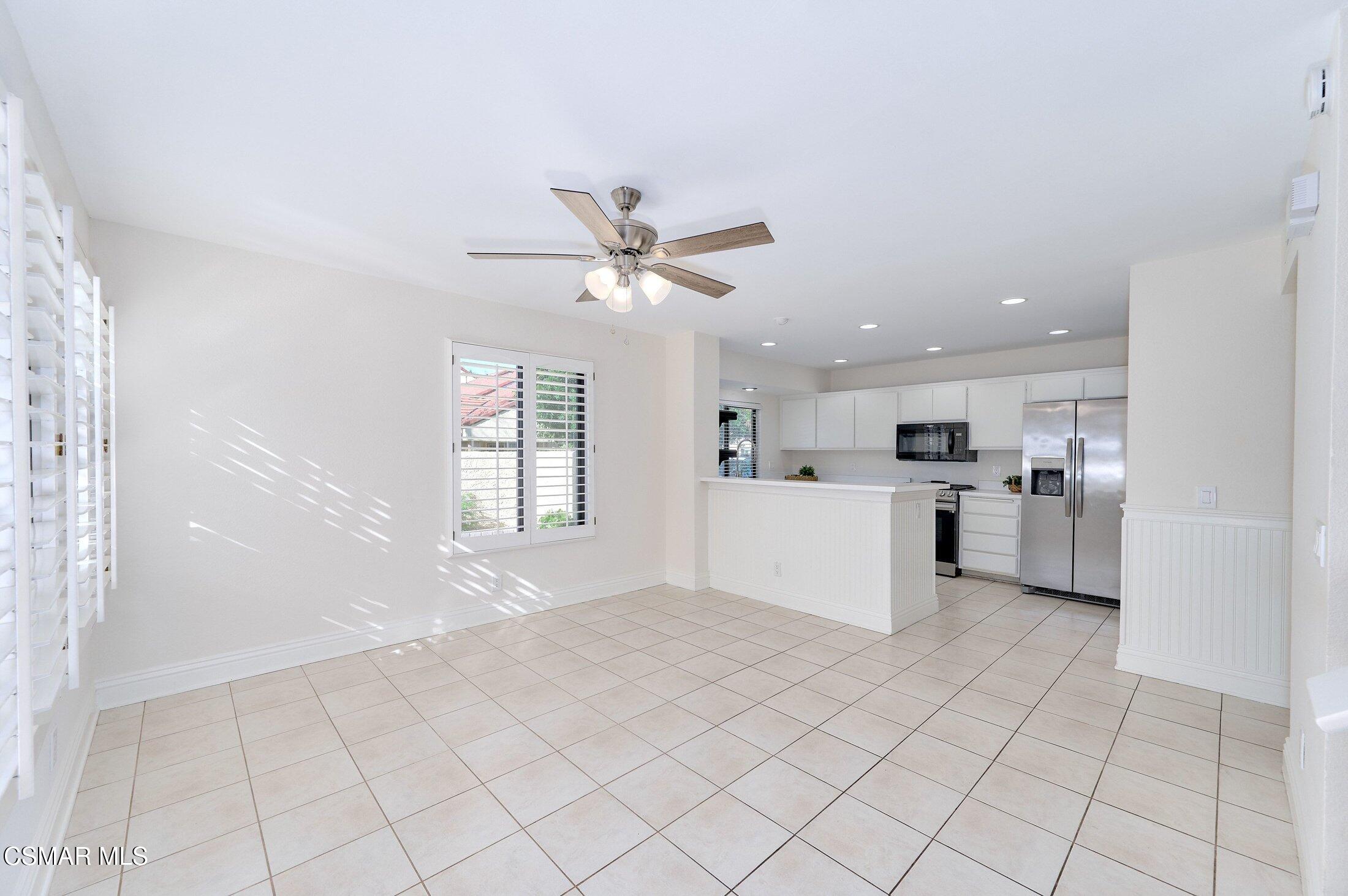 5368 Rainwood Street, Unit 65 Simi Valley, CA 93063 - Photo 8 of 34 007_5368_rainwood_st._0007_671