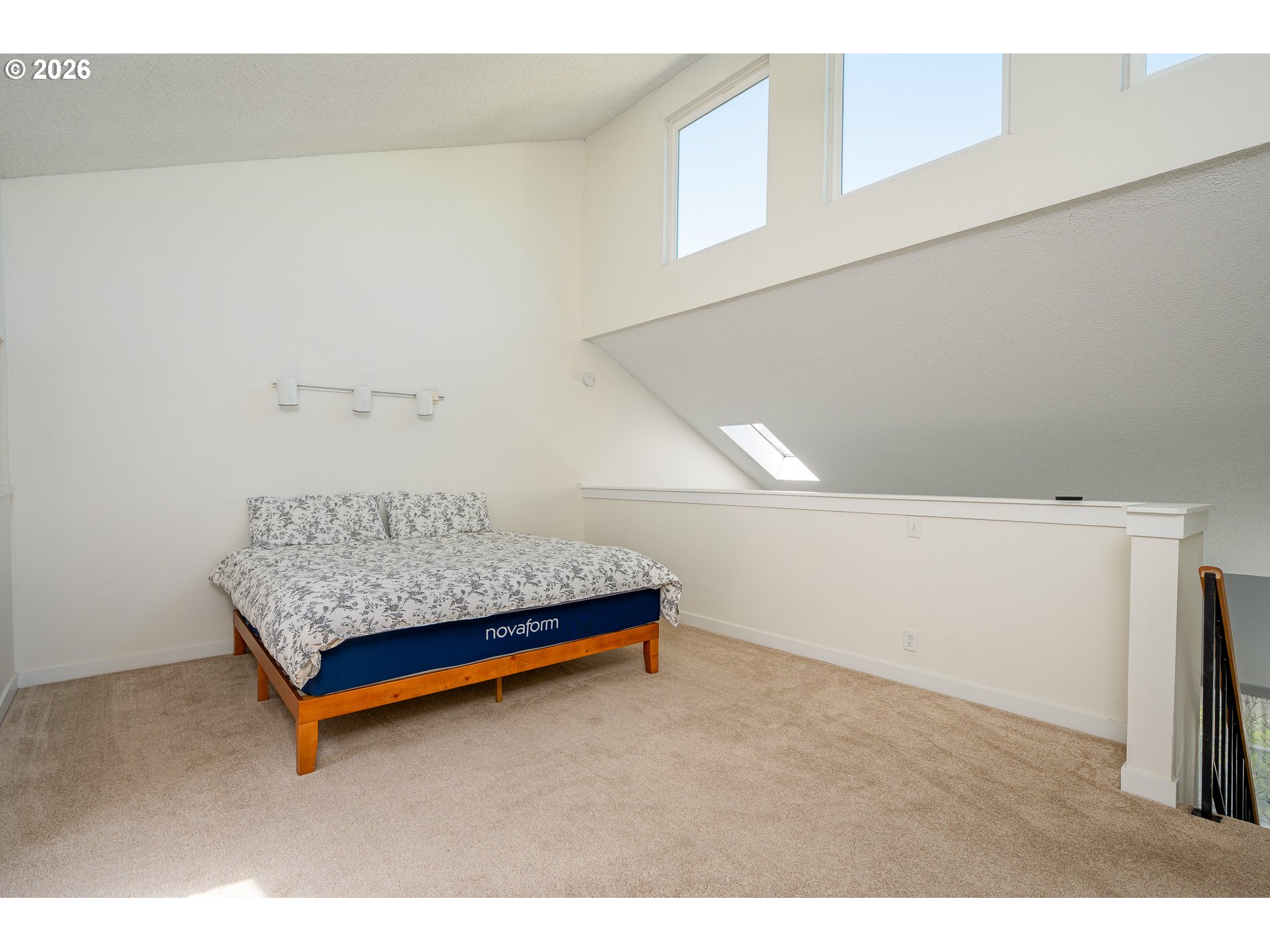 4684 Southwest Comus Place, Unit 1G Portland, OR 97219 - Photo 19 of 38