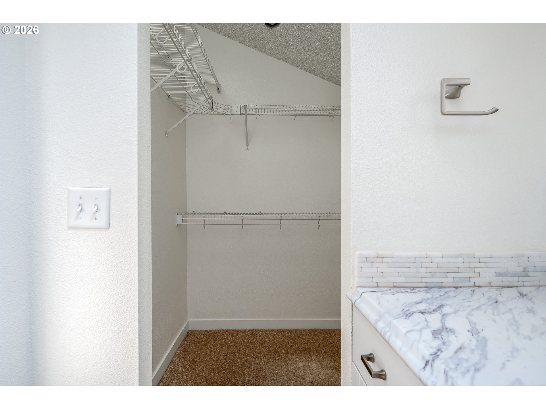 4684 Southwest Comus Place, Unit 1G Portland, OR 97219 - Photo 23 of 38