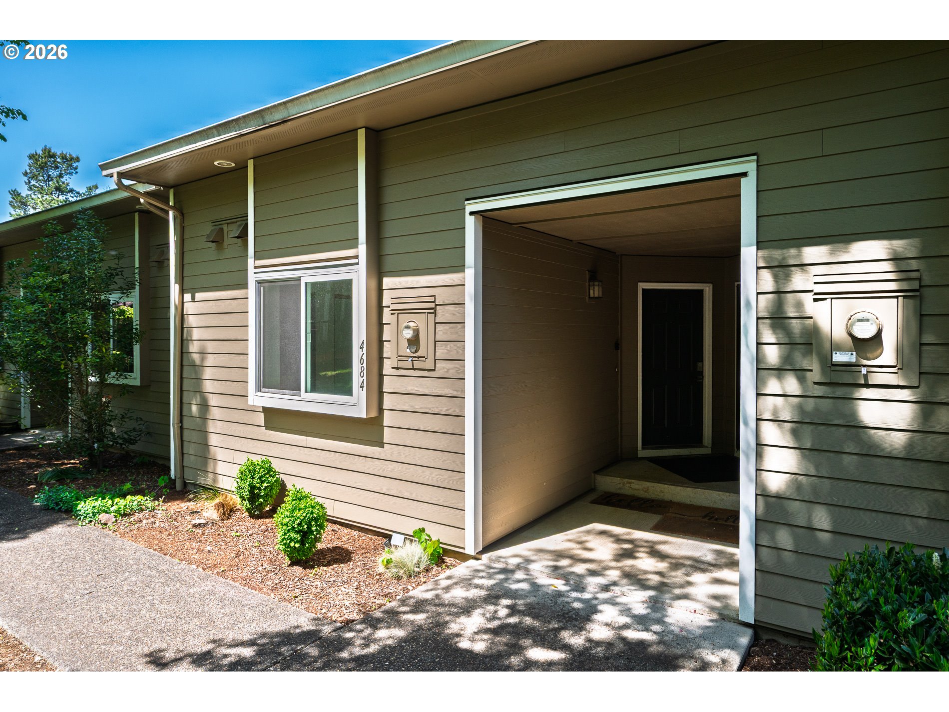 4684 Southwest Comus Place, Unit 1G Portland, OR 97219 - Photo 34 of 38