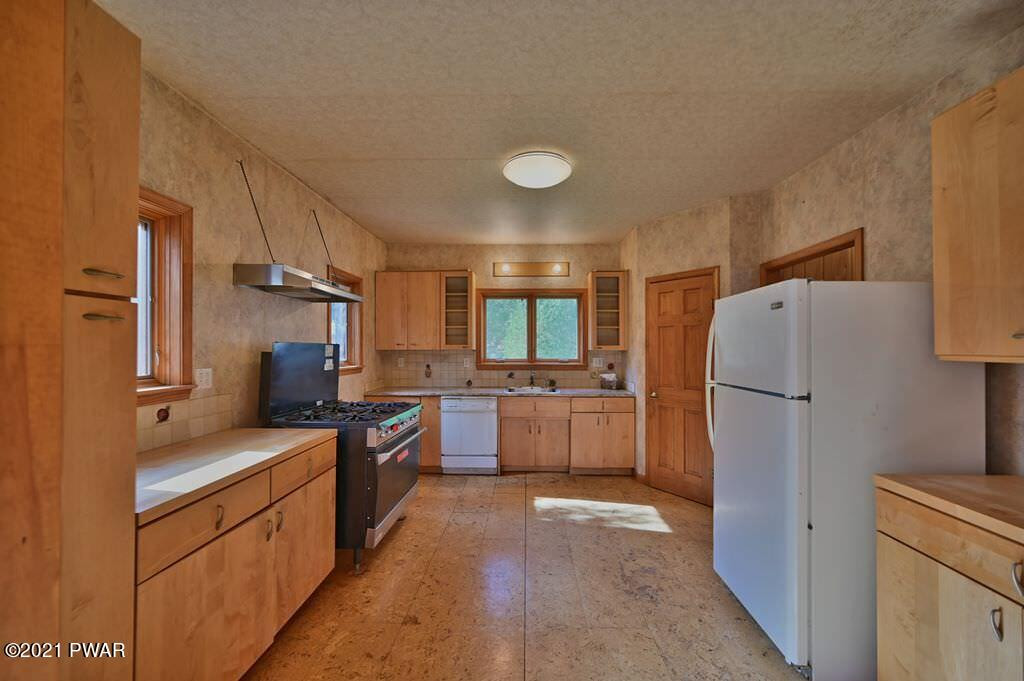 658 River Road Milanville, PA 18443 - Photo 18 of 74