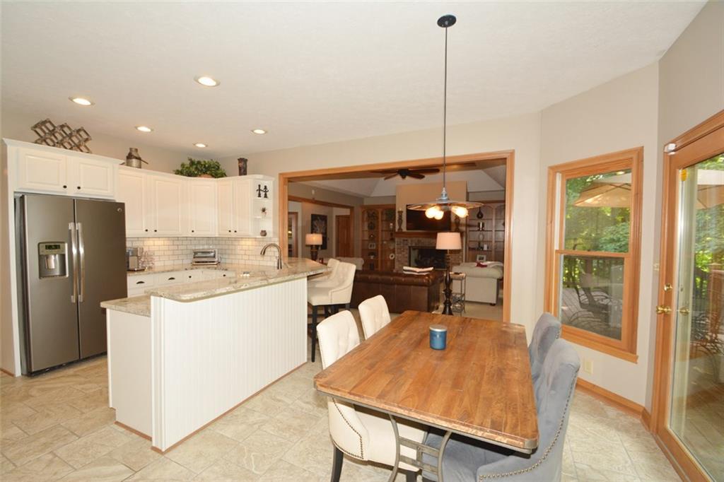 6461 Harrison Ridge Boulevard Indianapolis, IN 46236 - Photo 7 of 24 Gallery Image 7