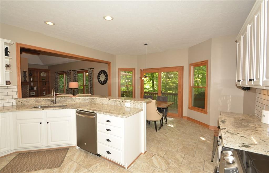 6461 Harrison Ridge Boulevard Indianapolis, IN 46236 - Photo 9 of 24 Gallery Image 9