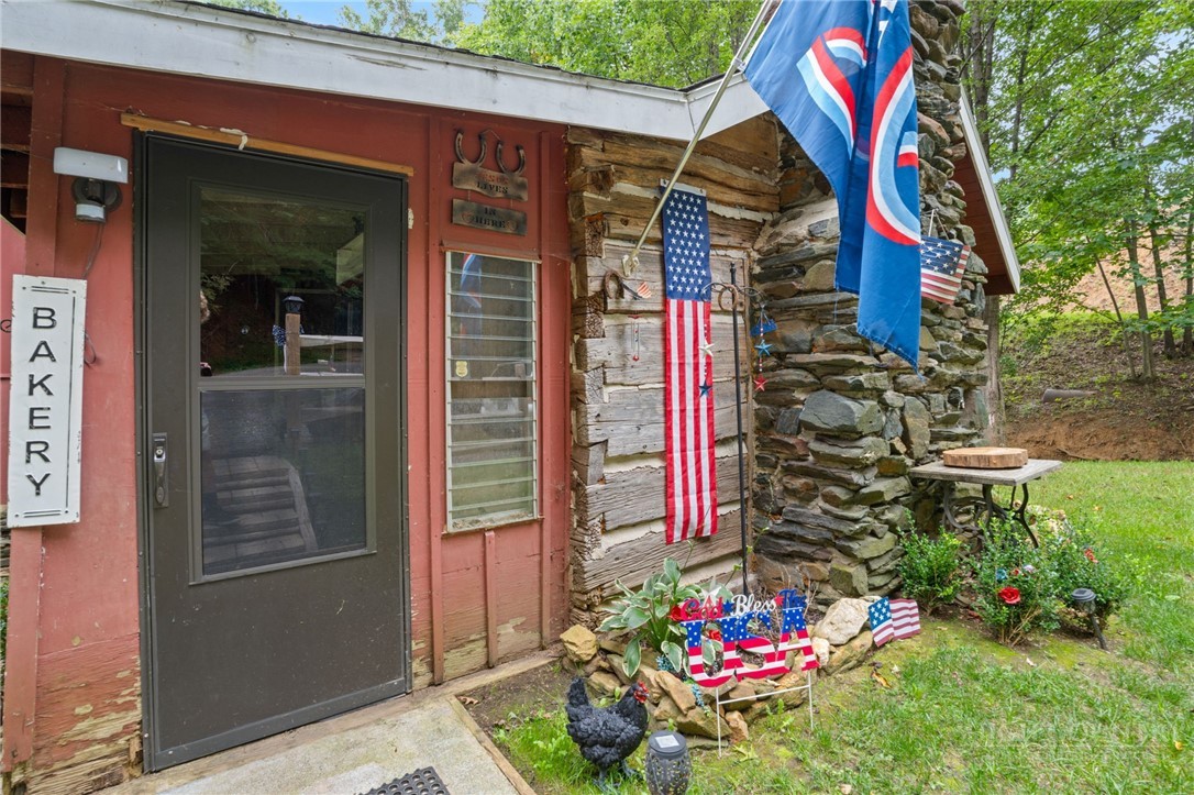 443 Holman Road Todd, NC 28684 - Photo 26 of 38 Gallery Image 26