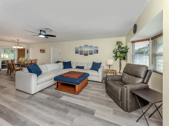 $349,900 | 1316 Poplar Avenue, Venice, FL 34285