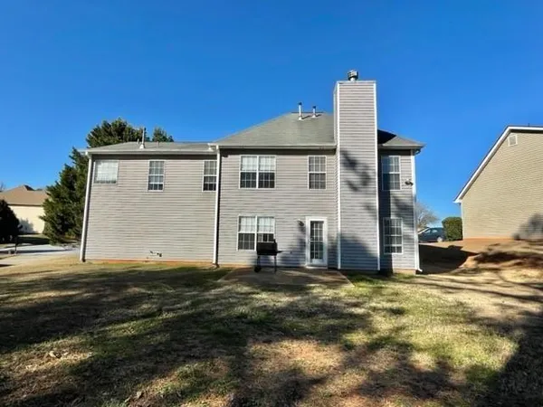 $2,200 | 8043 Clearview Circle, Riverdale, GA 30296