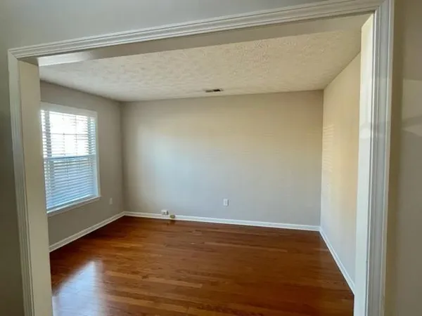 $2,200 | 8043 Clearview Circle, Riverdale, GA 30296