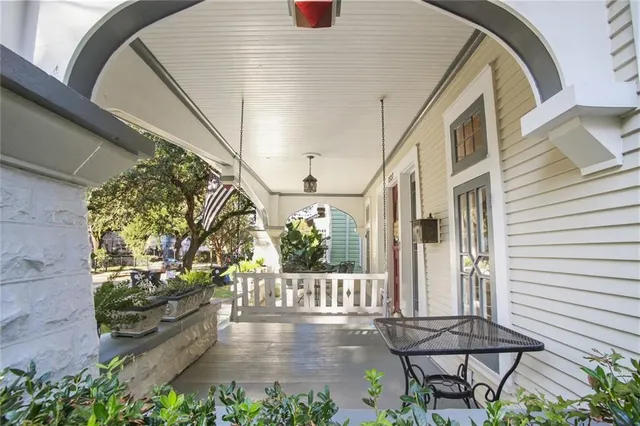 $1,098,000 | 1327 Pine Street, New Orleans, LA 70118