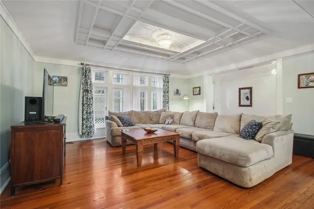 $1,098,000 | 1327 Pine Street, New Orleans, LA 70118