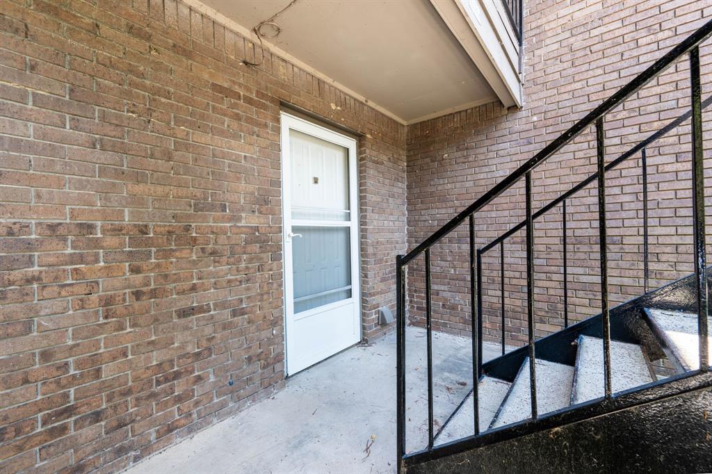 4552 Chaha Road, Unit 106 Garland, TX 75043 - Photo 3 of 19
