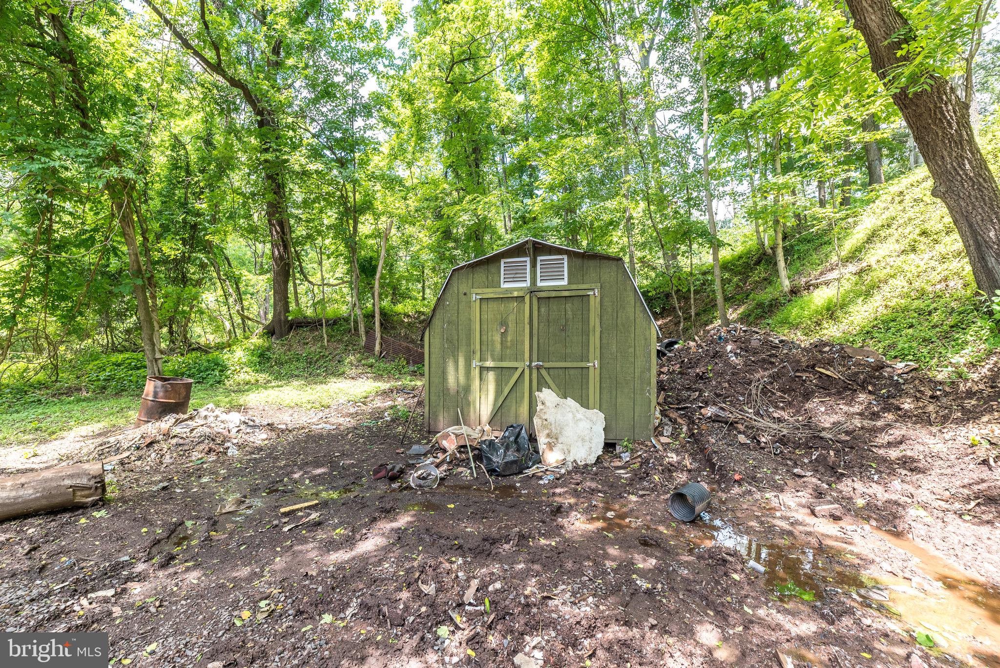 118 Geigel Hill Road Erwinna, PA 18920 - Photo 12 of 30 a view of a backyard