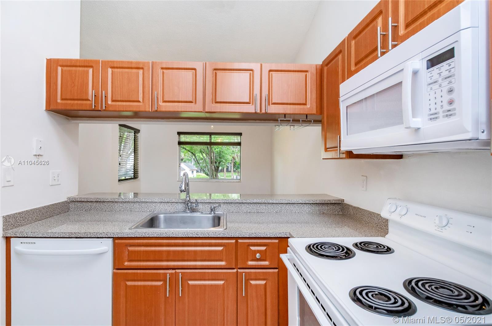 9065 Southwest 138th Place, Unit 9065 Miami, FL 33186 - Photo 9 of 27