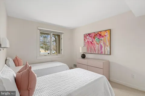 $1,635,000 | 7201 Selkirk Drive, Bethesda, MD 20817