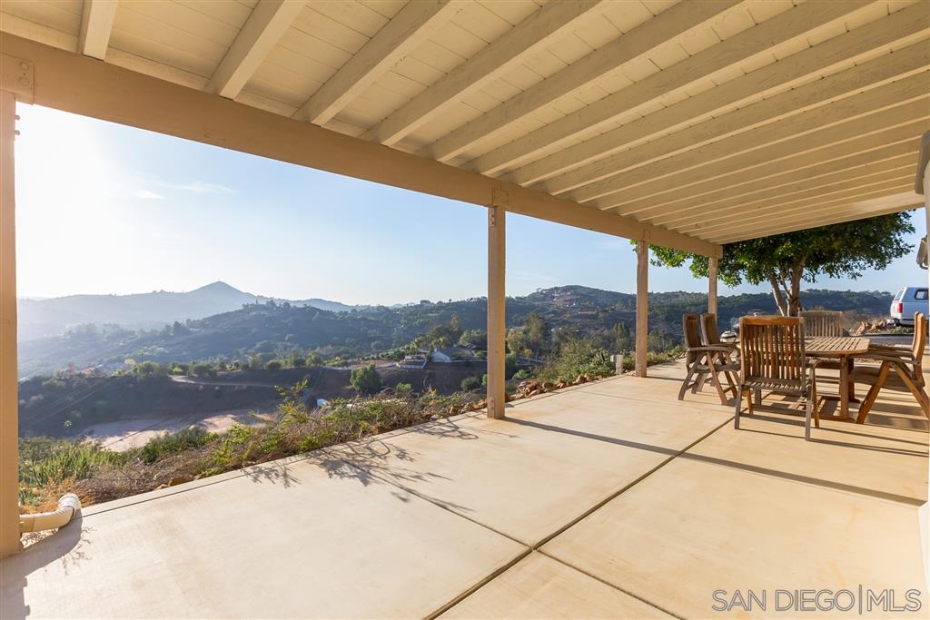 13391 Anthony Ridge Road Valley Center, CA 92082 - Photo 4 of 23
