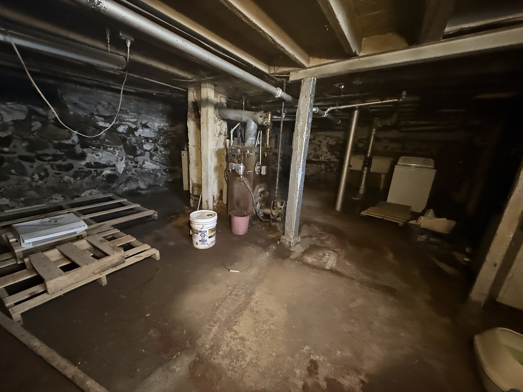 64 Suffolk Street Worcester, MA 01604 - Photo 21 of 24