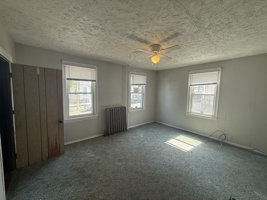 64 Suffolk Street Worcester, MA 01604 - Photo 5 of 24