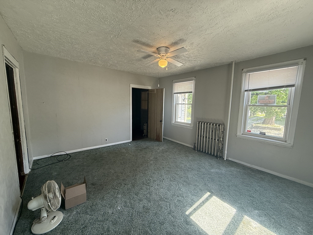 64 Suffolk Street Worcester, MA 01604 - Photo 6 of 24