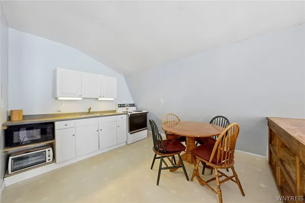 $475,000 | 9198 Knapp Road, Colden, NY 14170