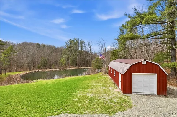 $475,000 | 9198 Knapp Road, Colden, NY 14170