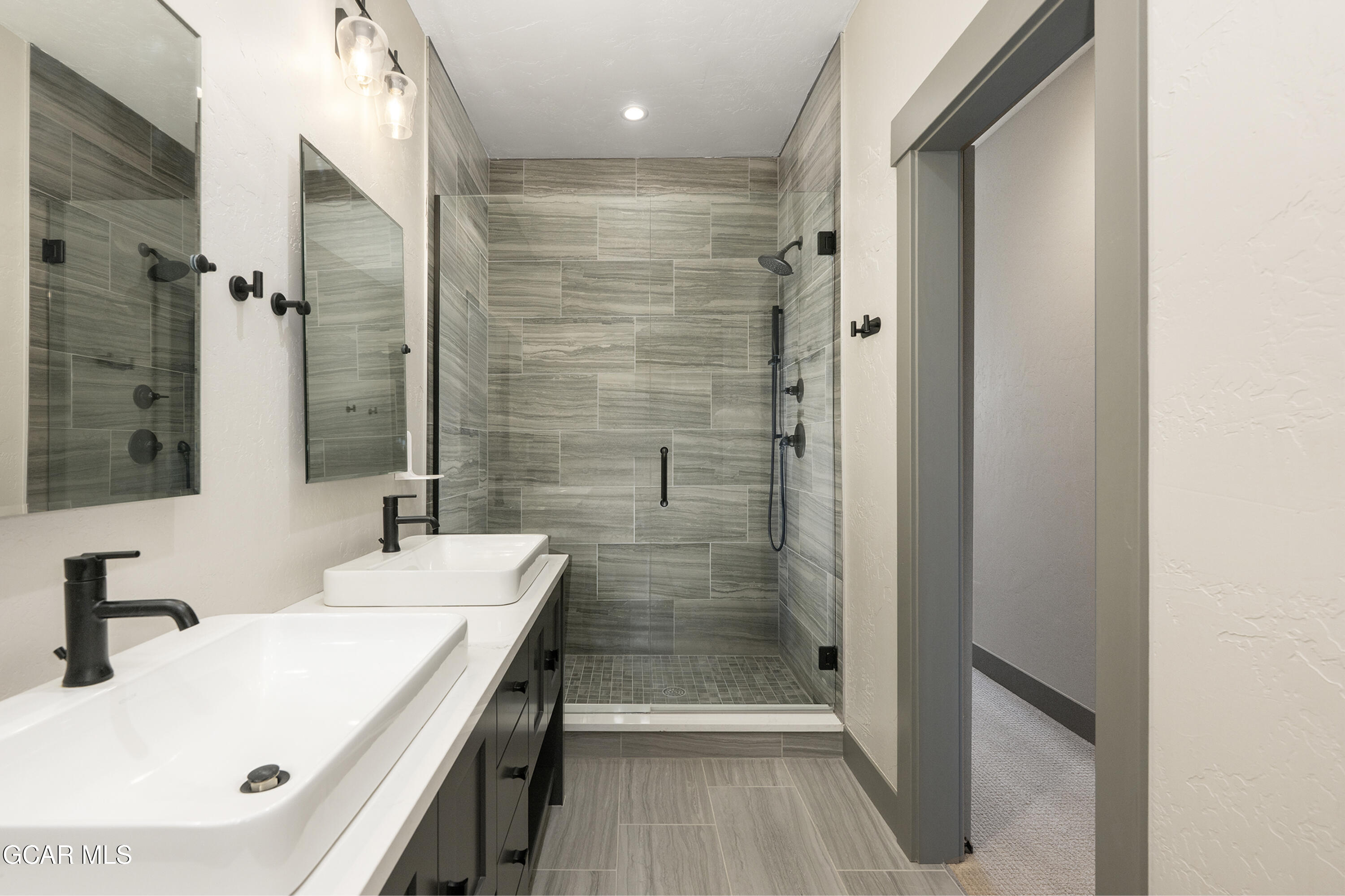96 Eagle Ridge Drive Granby, CO 80446 - Photo 13 of 51 Primary Bath (2)