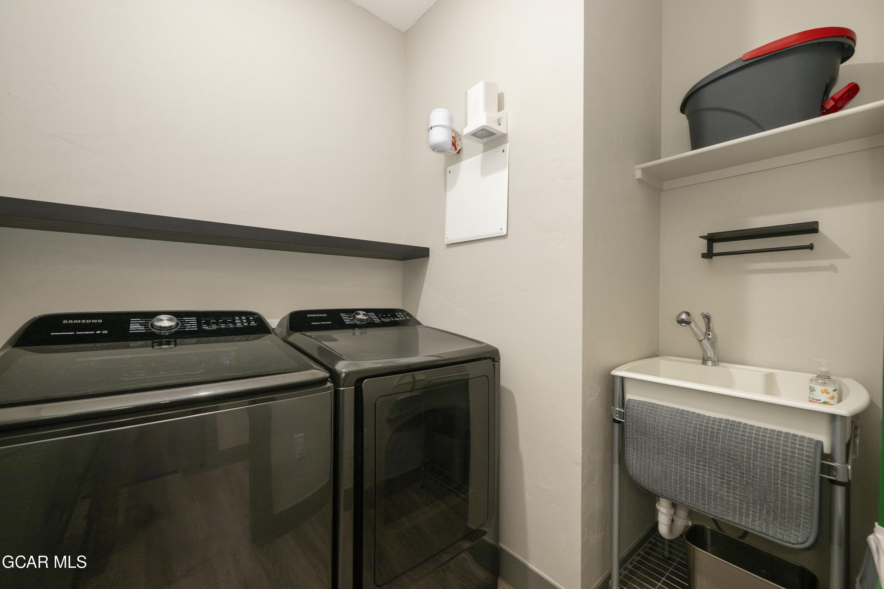 96 Eagle Ridge Drive Granby, CO 80446 - Photo 31 of 51 Laundry Room