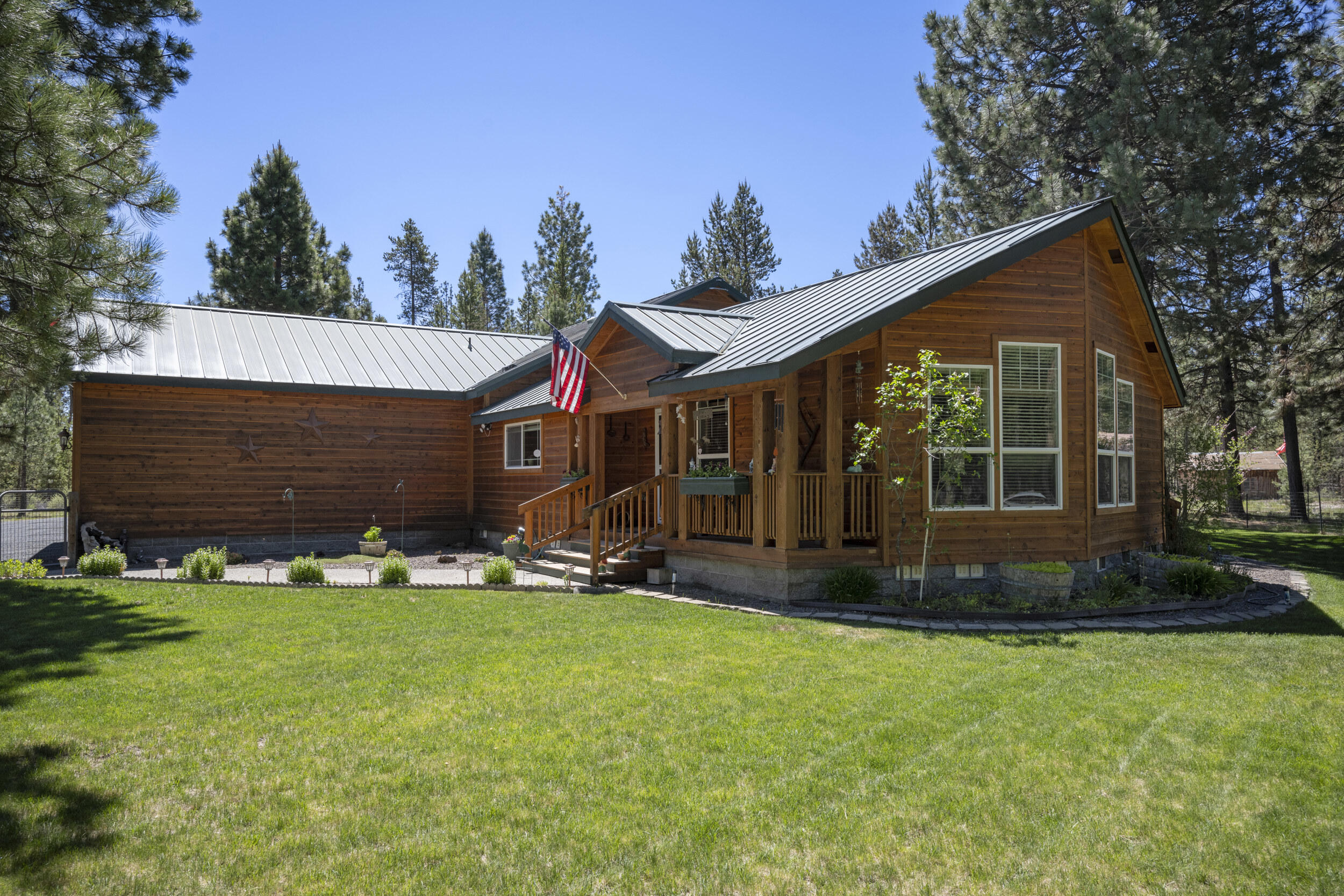 1838 Rector Drive La Pine, OR 97739 - Photo 49 of 69 yard