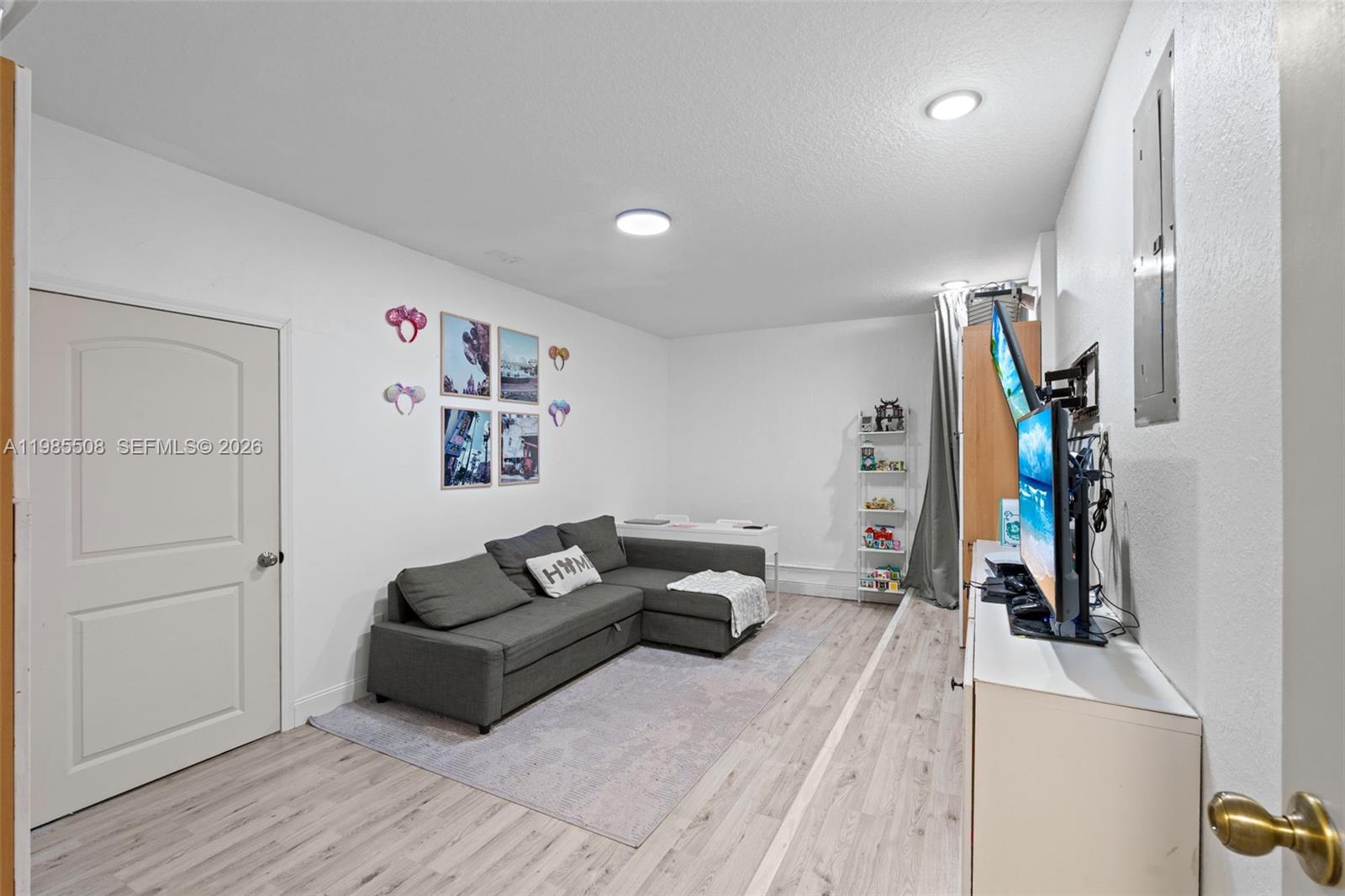 2590 Rampart Way North Cooper City, FL 33026 - Photo 18 of 40