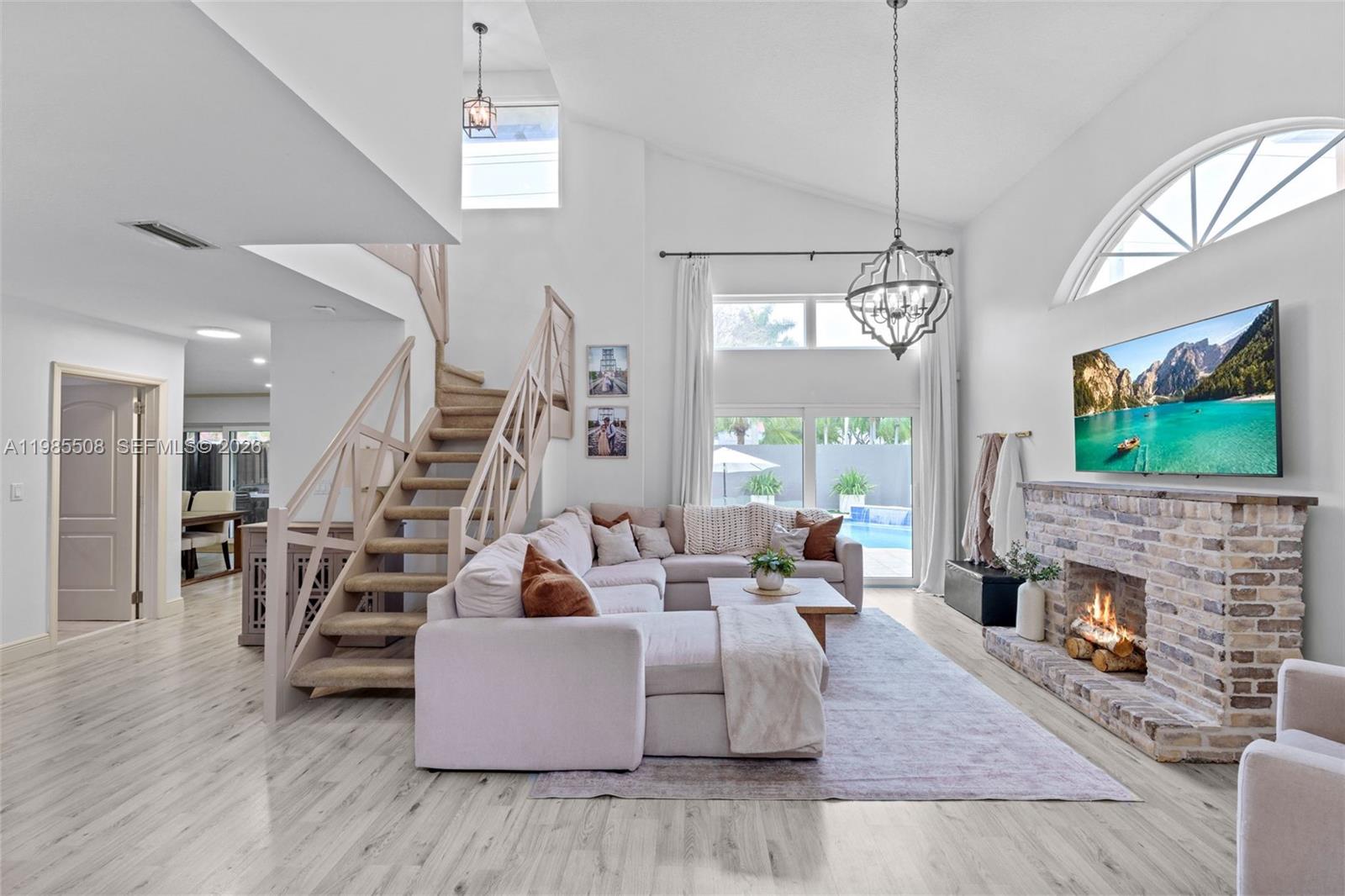 2590 Rampart Way North Cooper City, FL 33026 - Photo 4 of 40