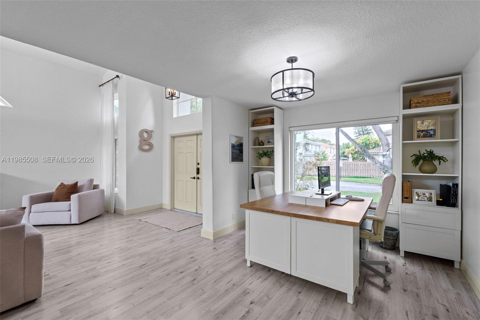 2590 Rampart Way North Cooper City, FL 33026 - Photo 5 of 40