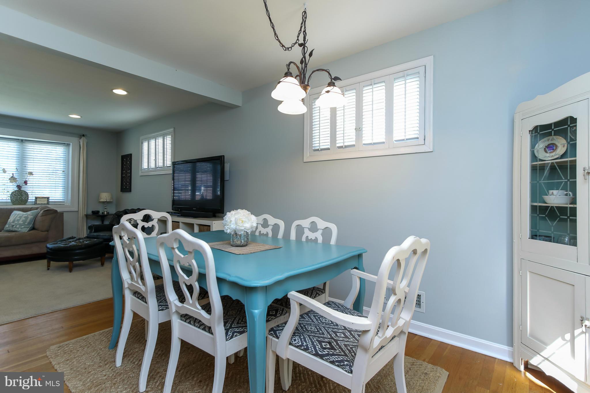 117 Tenbury Road Lutherville-Timonium, MD 21093 - Photo 8 of 23 Dining Room