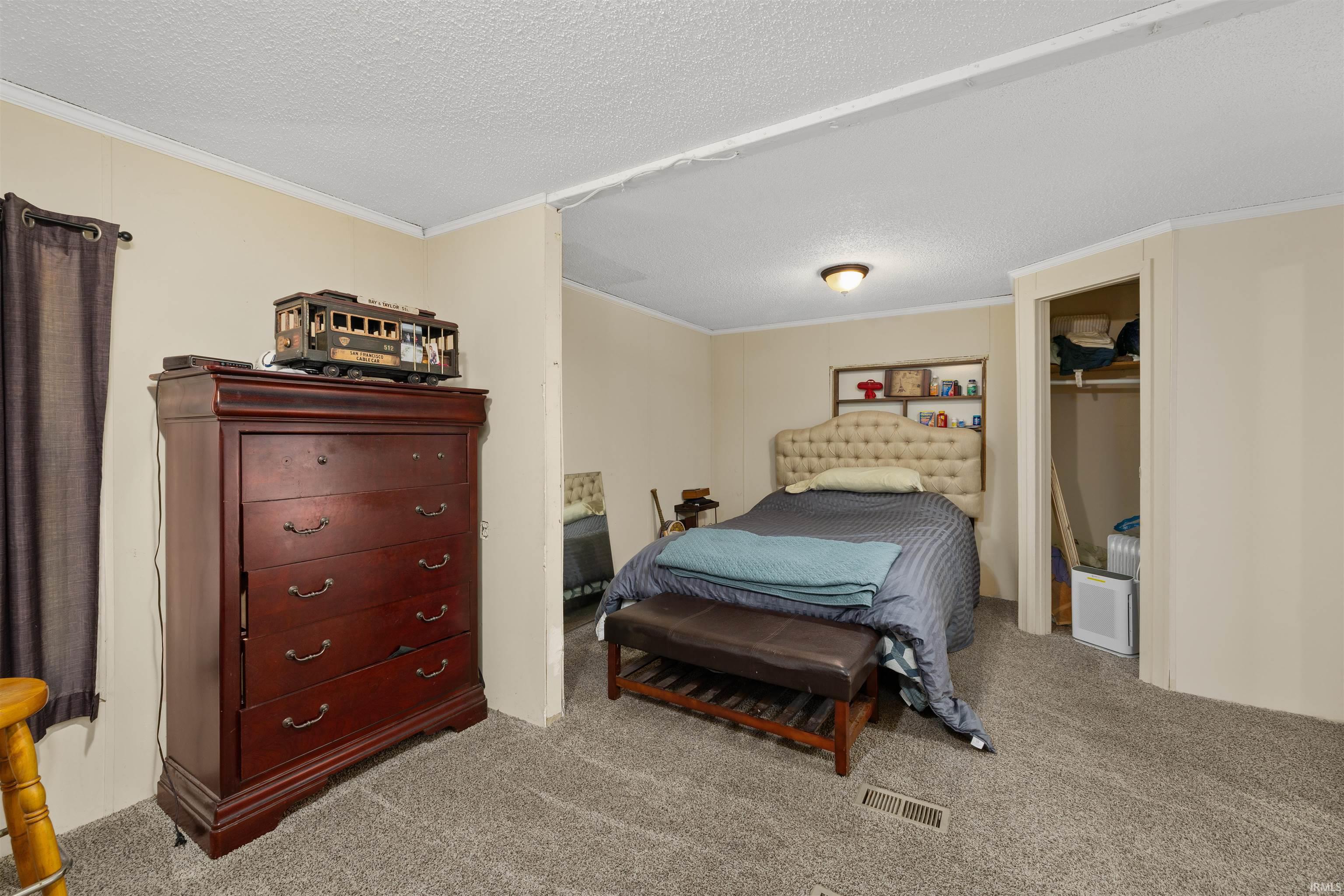 17625 Lochner Road Leo, IN 46765 - Photo 23 of 32