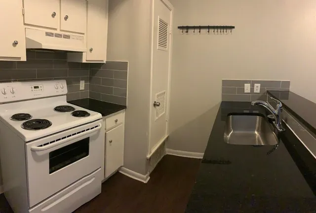 $1,475 | 303 West 40th Street, Unit 101, Austin, TX 78751