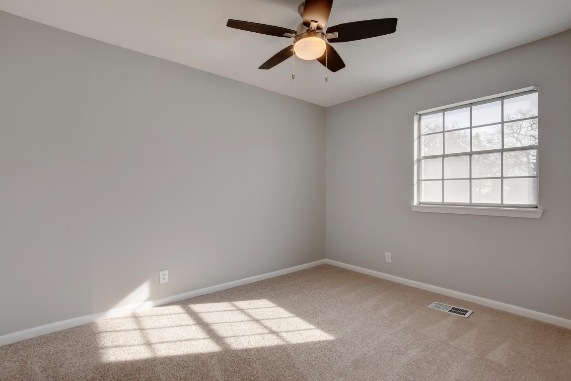 303 West 40th Street, Unit 101 Austin, TX 78751 - Photo 7 of 17