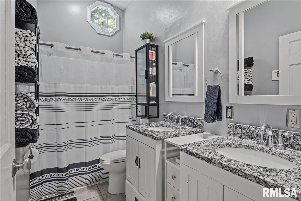 2905 Ontario Drive Springfield, IL 62707 - Photo 19 of 43