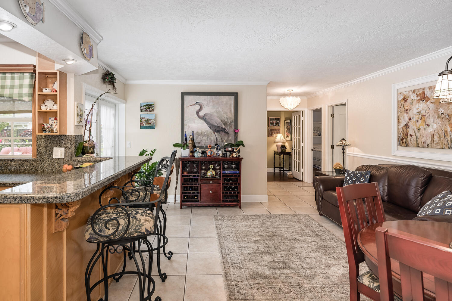 9192 Edgemont Lane Boca Raton, FL 33434 - Photo 6 of 24 Must See Property-large-008-009-Family S