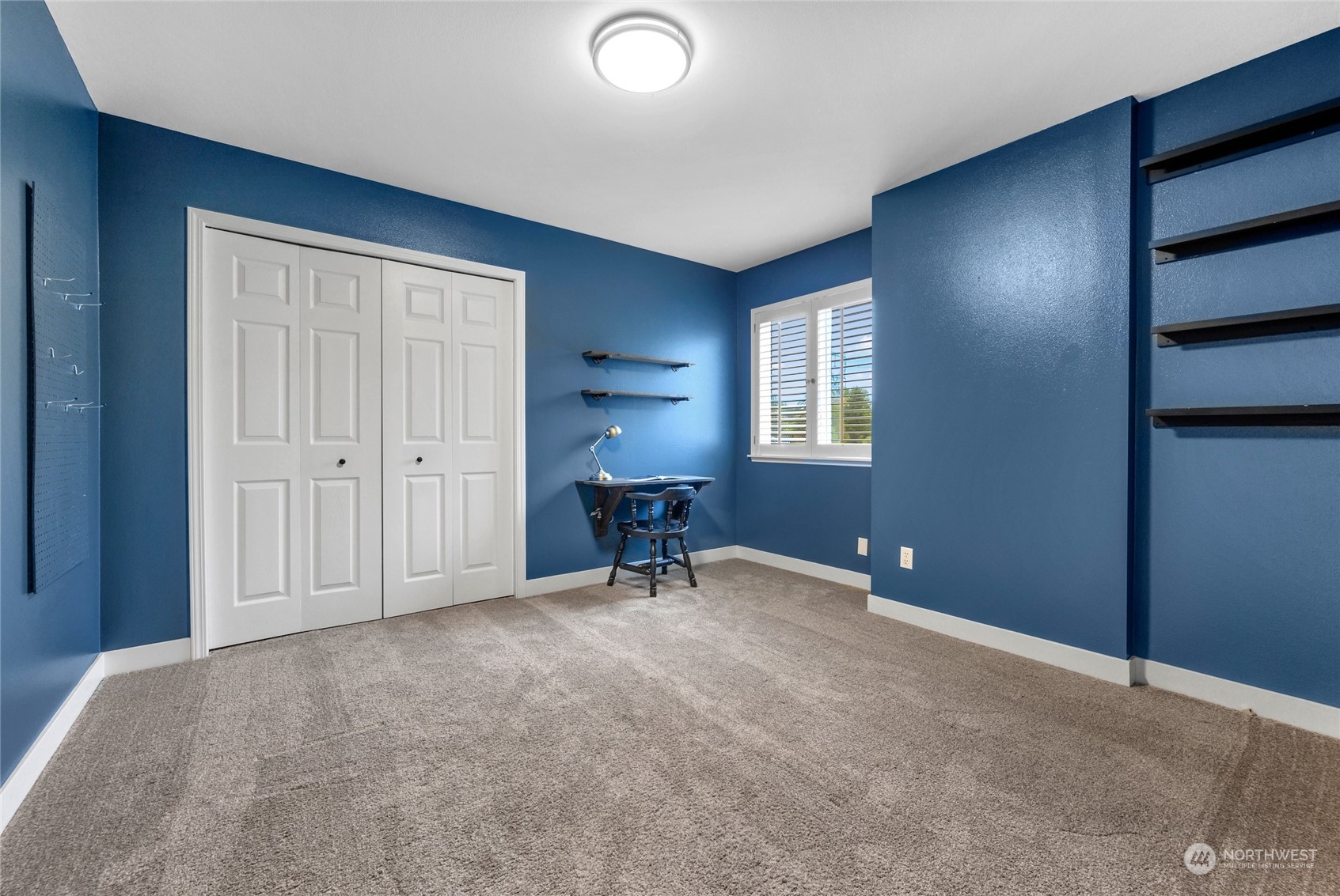 25323 Cromwell Road Monroe, WA 98272 - Photo 18 of 38 a view of an empty room with a window