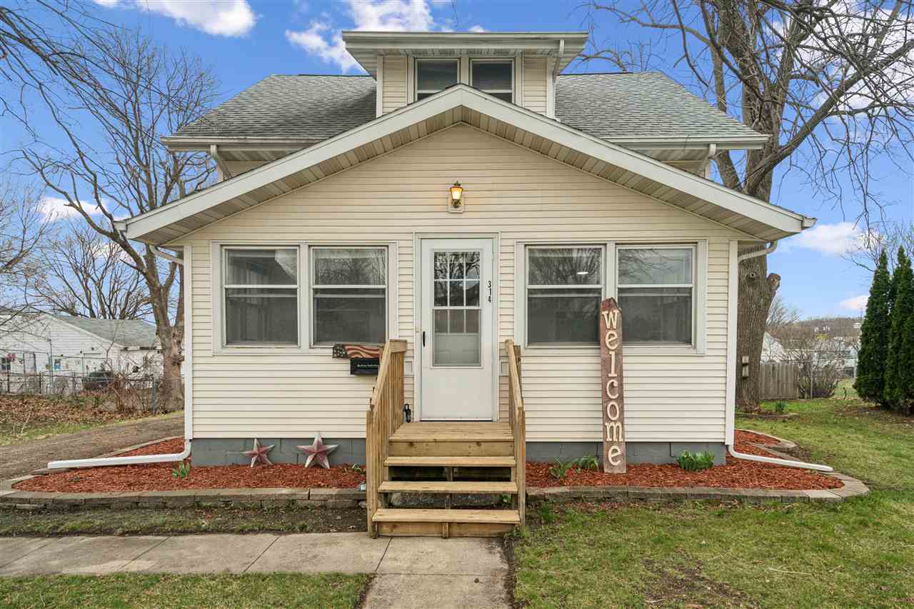 314 Main Street Center Point, IA 52213 - Photo 1 of 29 Gallery Image 1