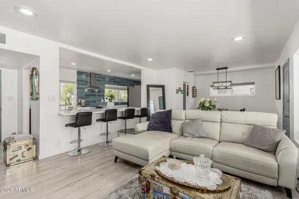 $569,000 | 1814 West Thomas Road, Phoenix, AZ 85015