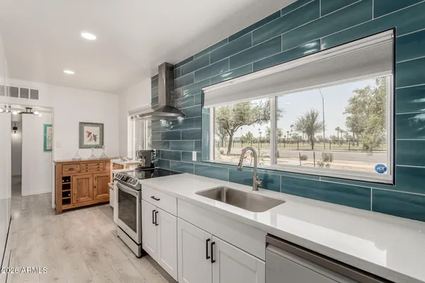 $569,000 | 1814 West Thomas Road, Phoenix, AZ 85015