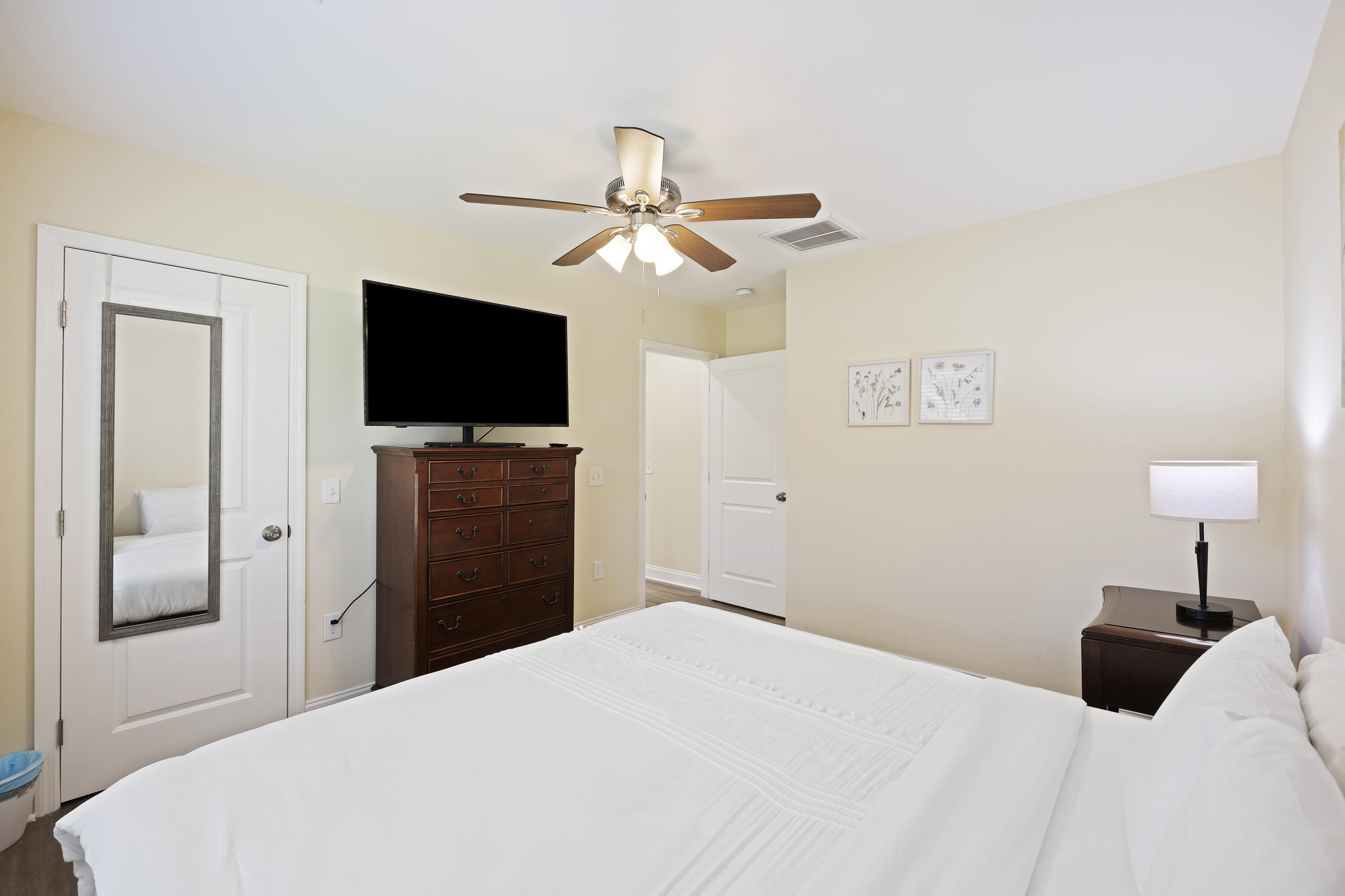 1026 Holcombe Road Hanahan, SC 29410 - Photo 14 of 23 243A5379