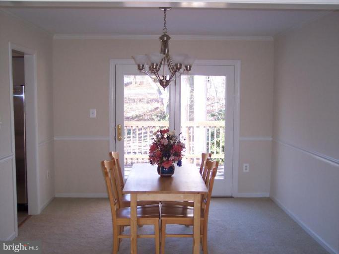 5771 Heming Avenue Springfield, VA 22151 - Photo 11 of 15 Dining Room