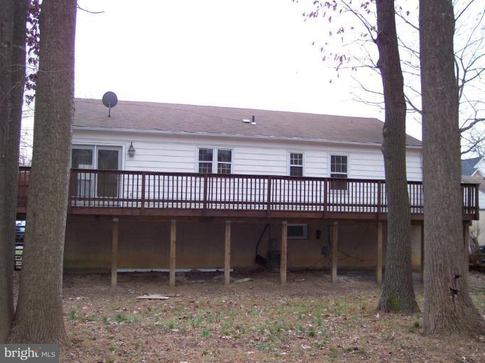 5771 Heming Avenue Springfield, VA 22151 - Photo 5 of 15 Exterior (Rear)