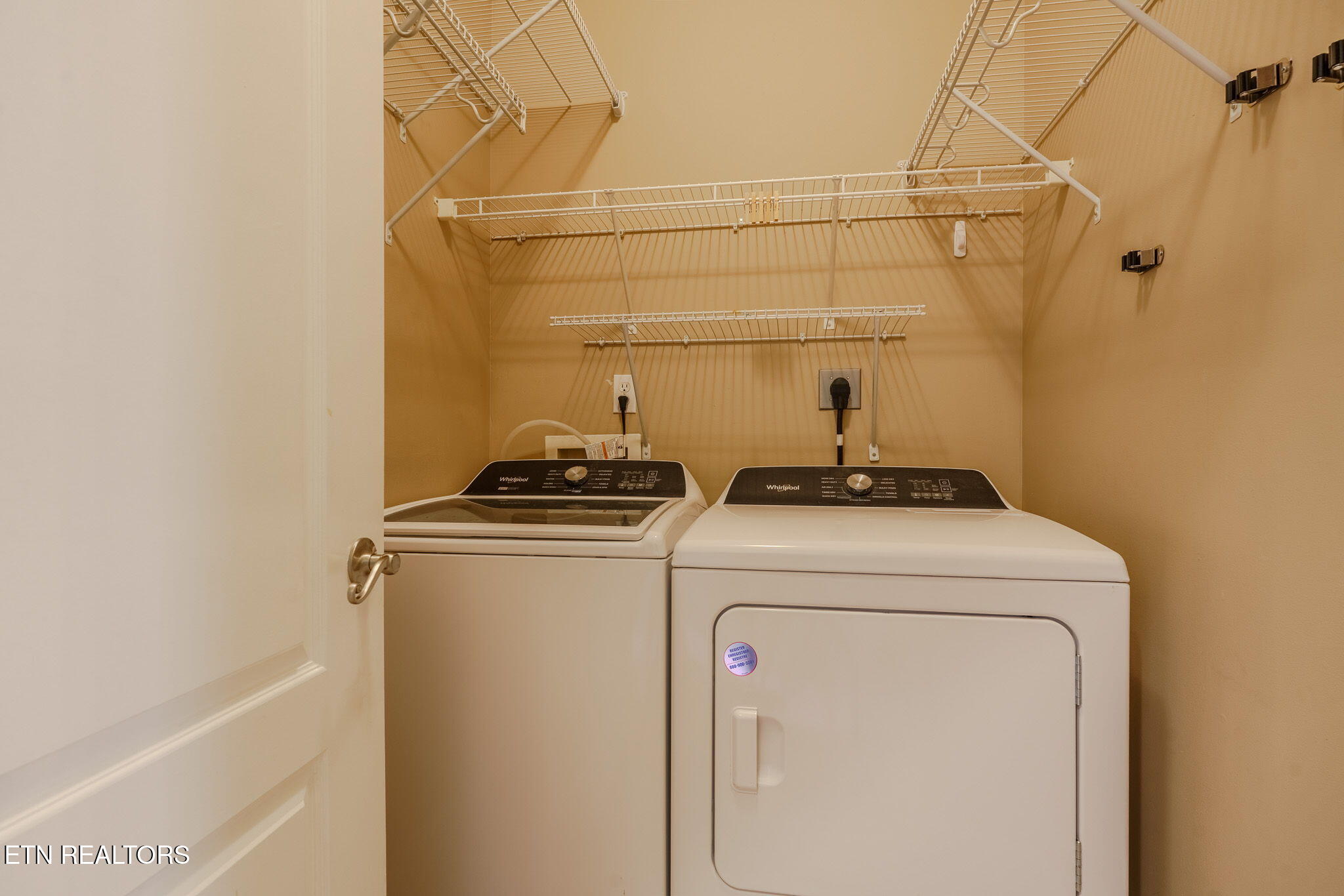 7318 English Park Way Corryton, TN 37721 - Photo 11 of 24 Laundry Room Main Level
