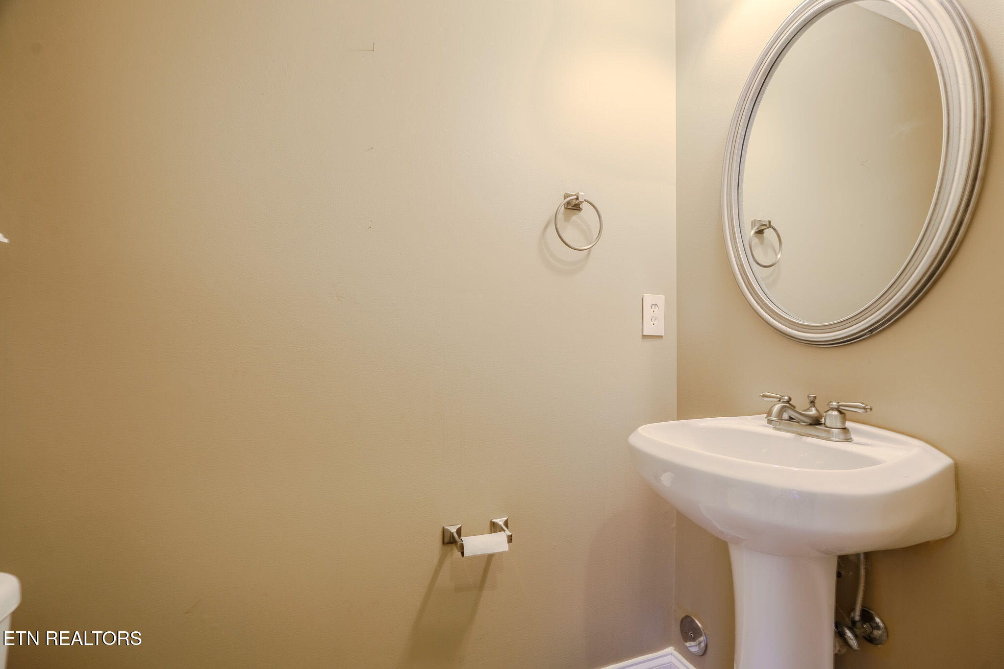 7318 English Park Way Corryton, TN 37721 - Photo 12 of 24 1/2 Bath Main Level
