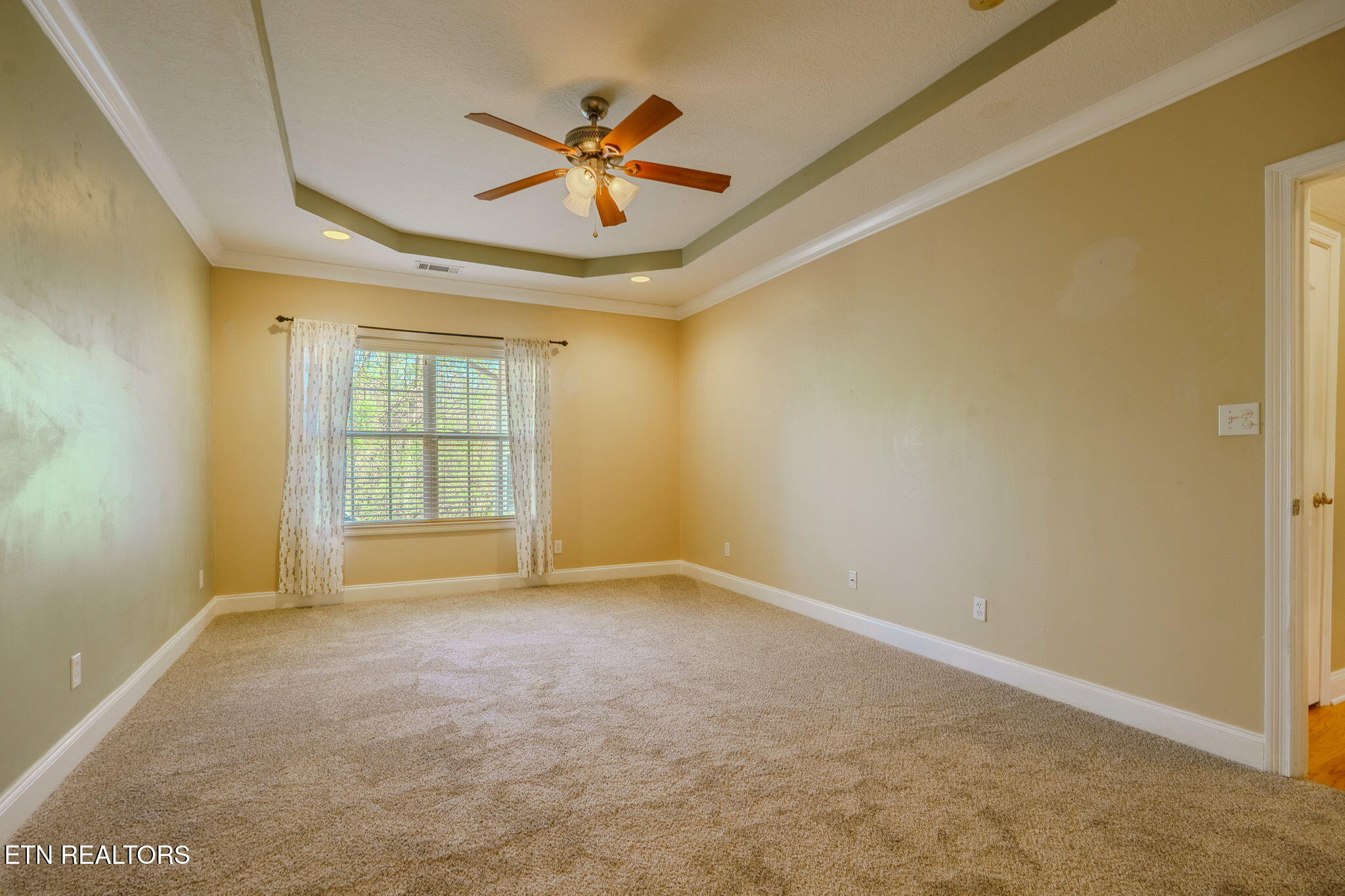 7318 English Park Way Corryton, TN 37721 - Photo 13 of 24 Primary Bedroom Main Level