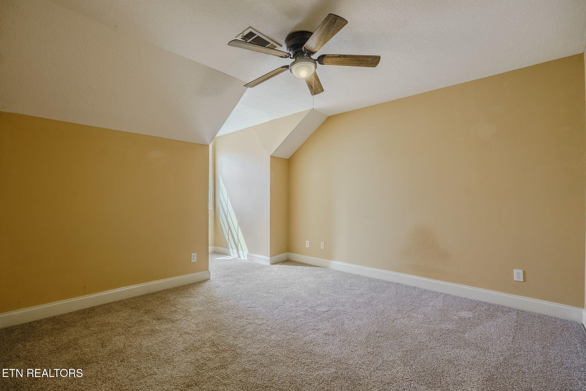 7318 English Park Way Corryton, TN 37721 - Photo 18 of 24 2nd Bedroom Upstairs