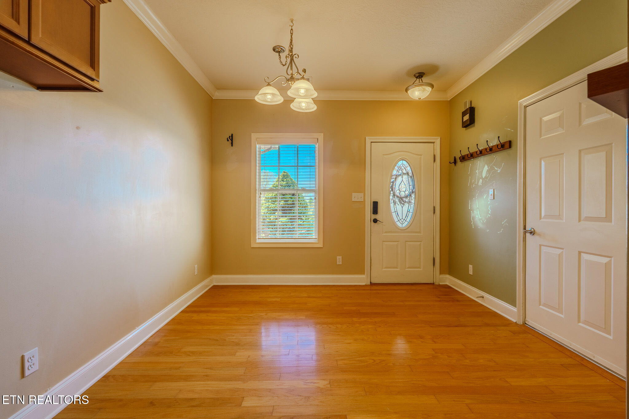7318 English Park Way Corryton, TN 37721 - Photo 4 of 24 Dining Room